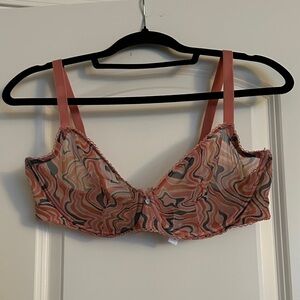 Adore Me Swirl Patterned Pink Bra